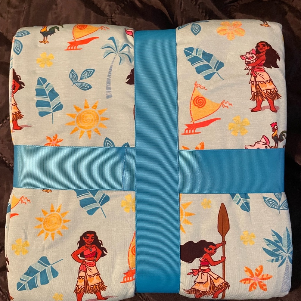Little Sleepies Moana Bamboo 50”x 50”Throw Blanket NEW sold out